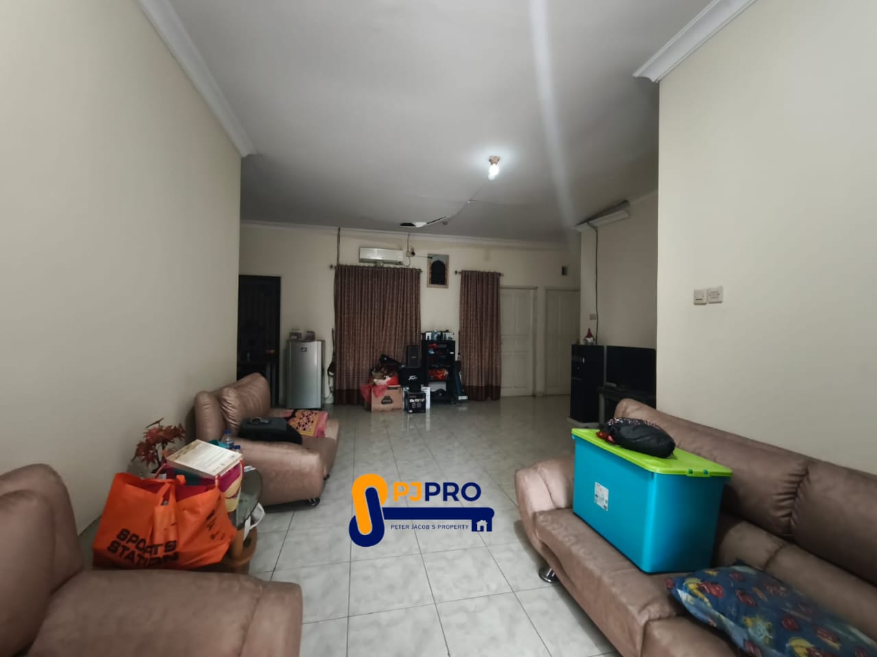 Dijual Rumah Bagus Besar di Bulevar Harapan Indah Bekasi