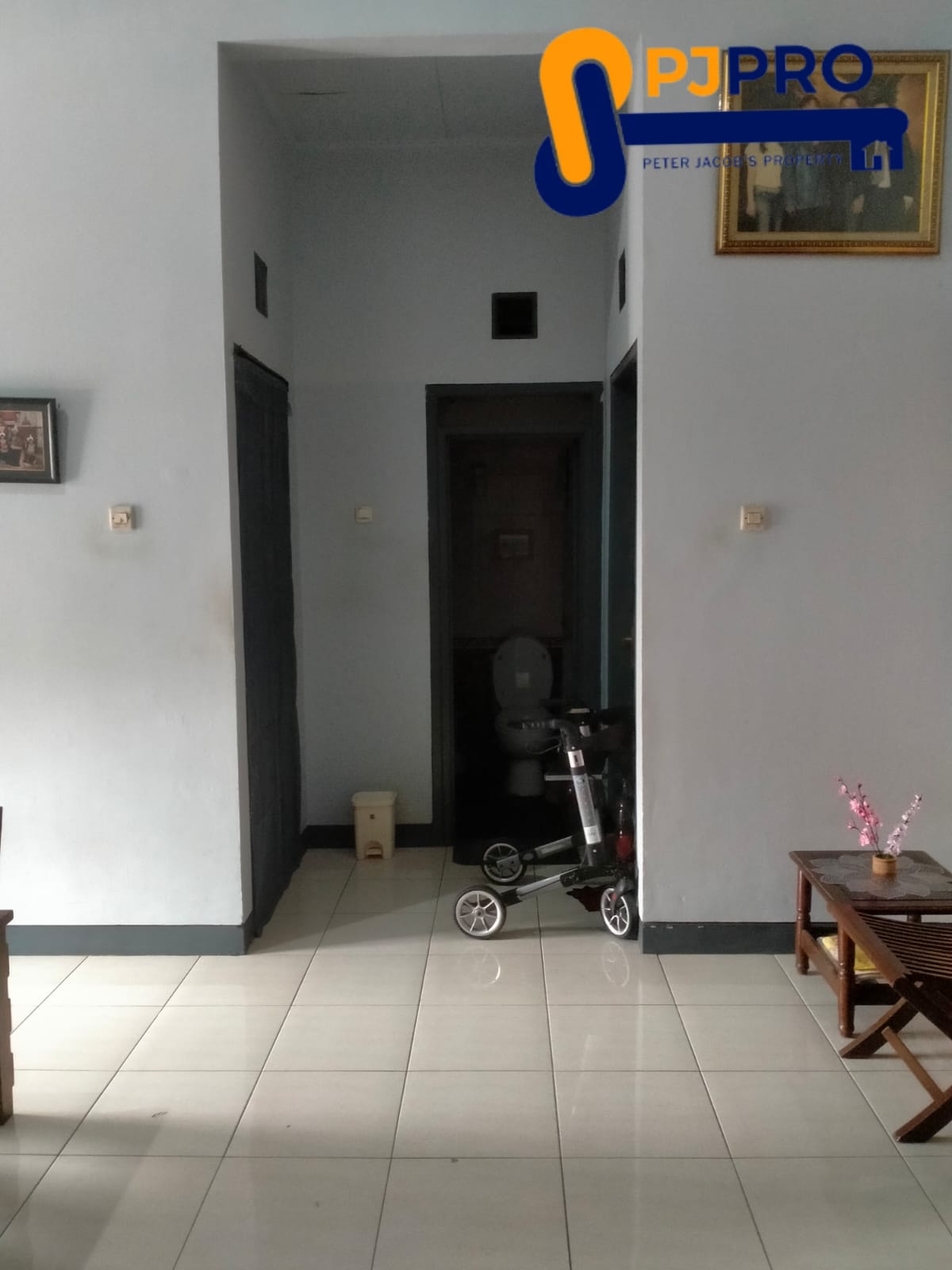 Dijual Rumah Bagus Modern di Harapan Indah Cluster Taman Sari