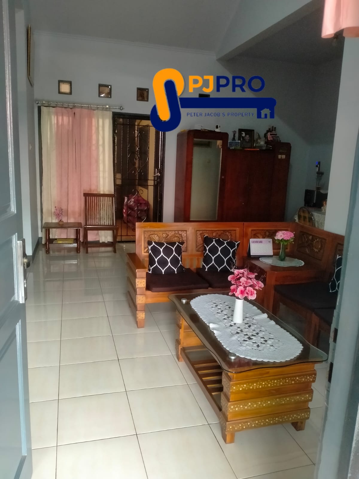 Dijual Rumah Bagus Modern di Harapan Indah Cluster Taman Sari