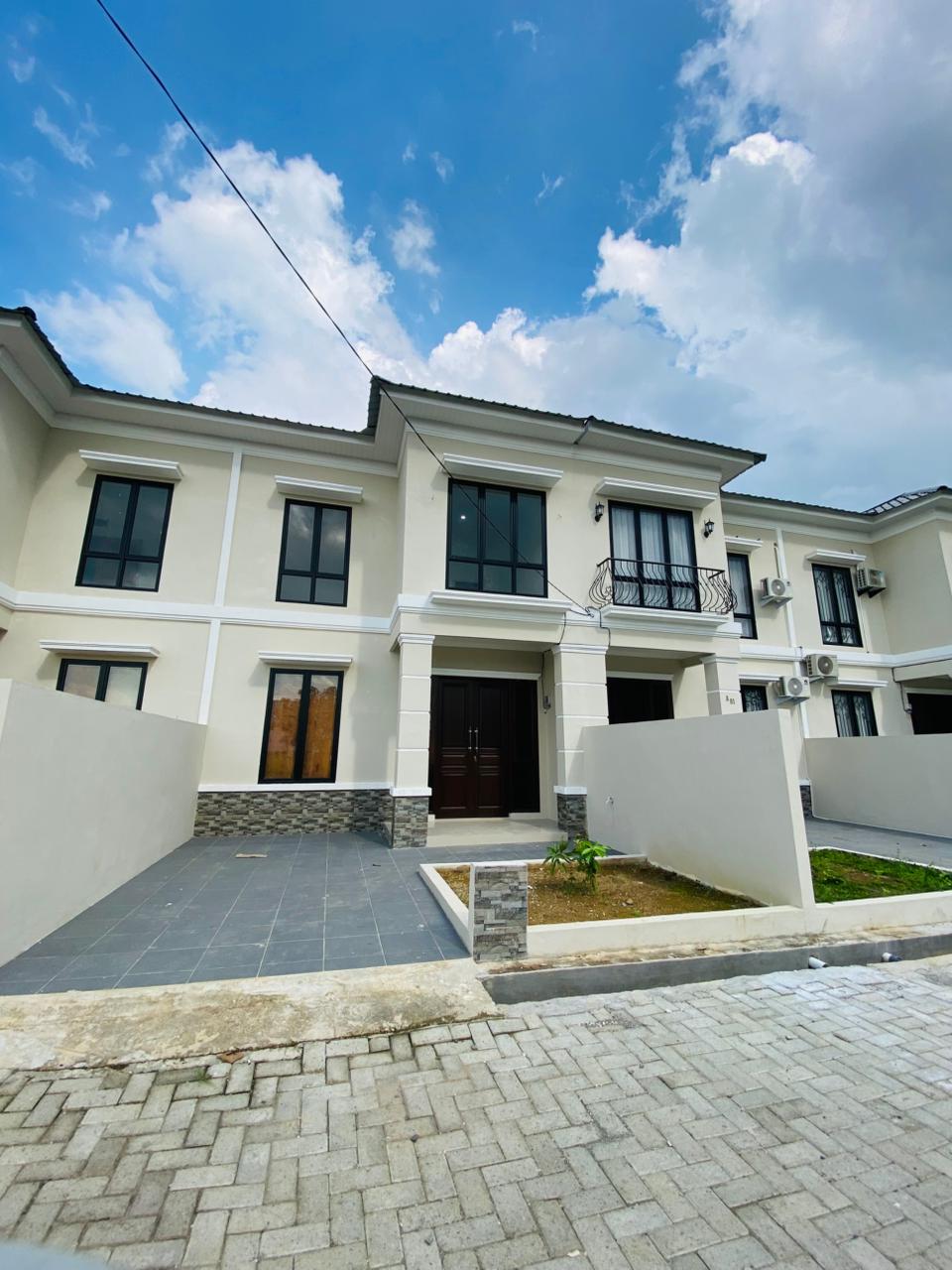 Hunian baru dan murah 2 lantai dikawasan Padang bulan