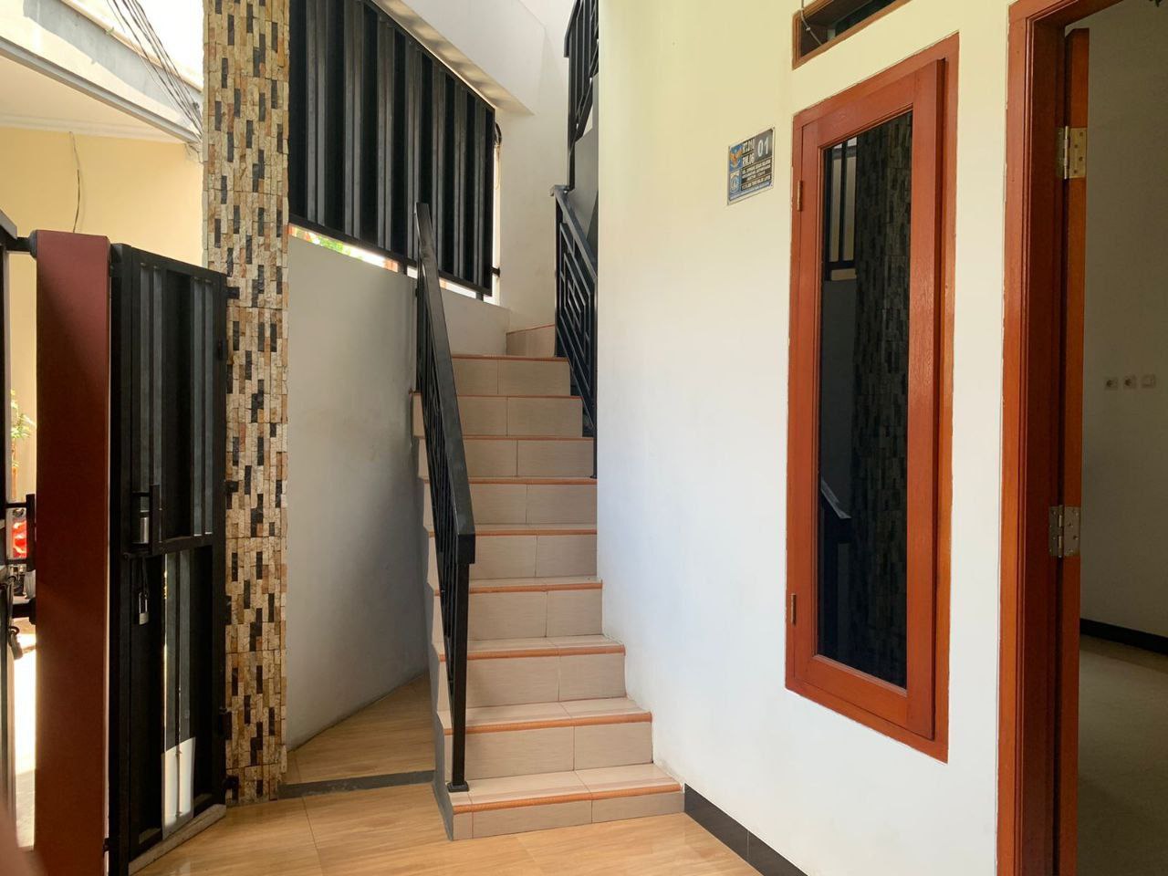 Rumah kos-kosan 2 LT strategis di Cipinang Jakarta Timur