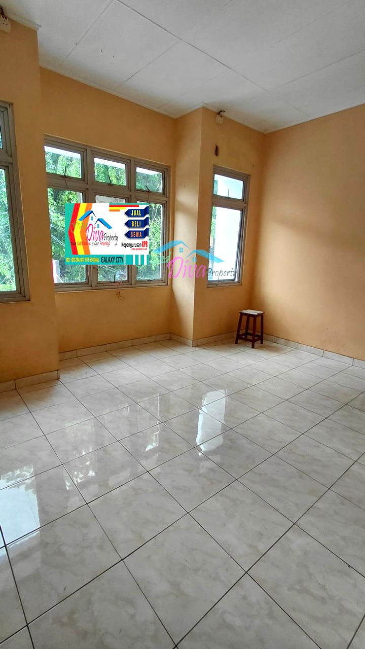 RUKO DI JALAN UTAMA PULO RIBUNG GALAXY BEKASI DI DEPAN KECAMATAN