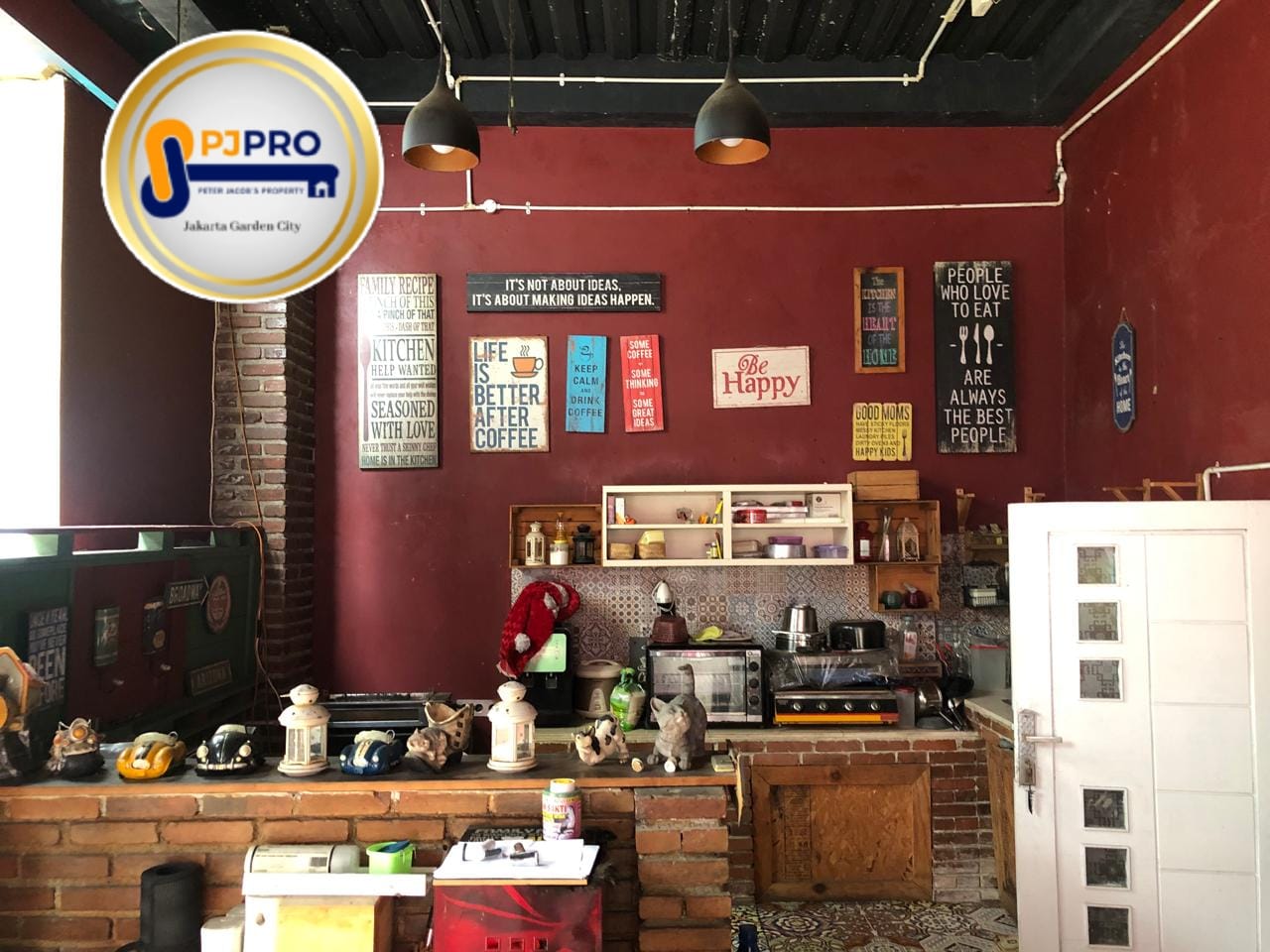 Dijual/Disewa Rumah Cocok untuk Kos-kosan di Taman Harapan Baru