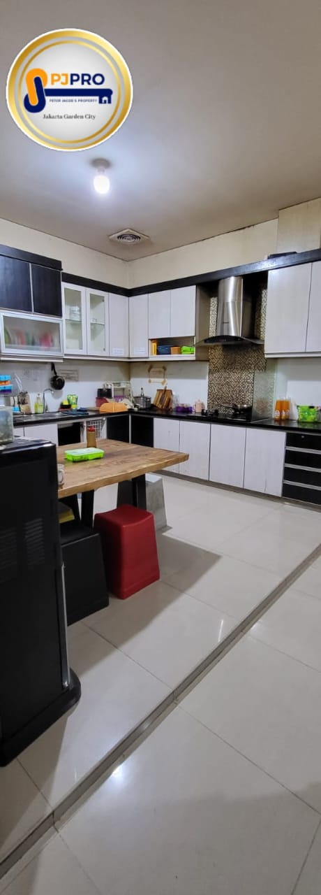 Dijual Ruko 3lantai Pinggir Jalan di Duta Bumi Bekasi
