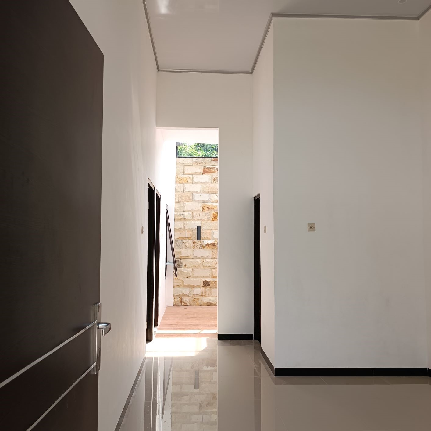 Rumah dengan design modern di Kota Kediri