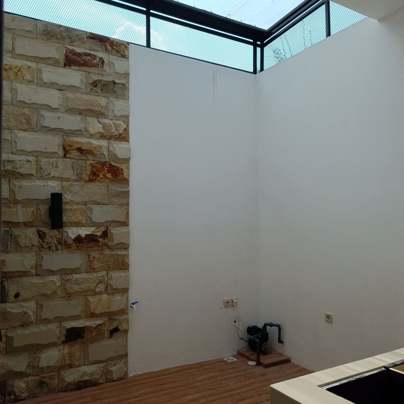 Rumah dengan design modern di Kota Kediri