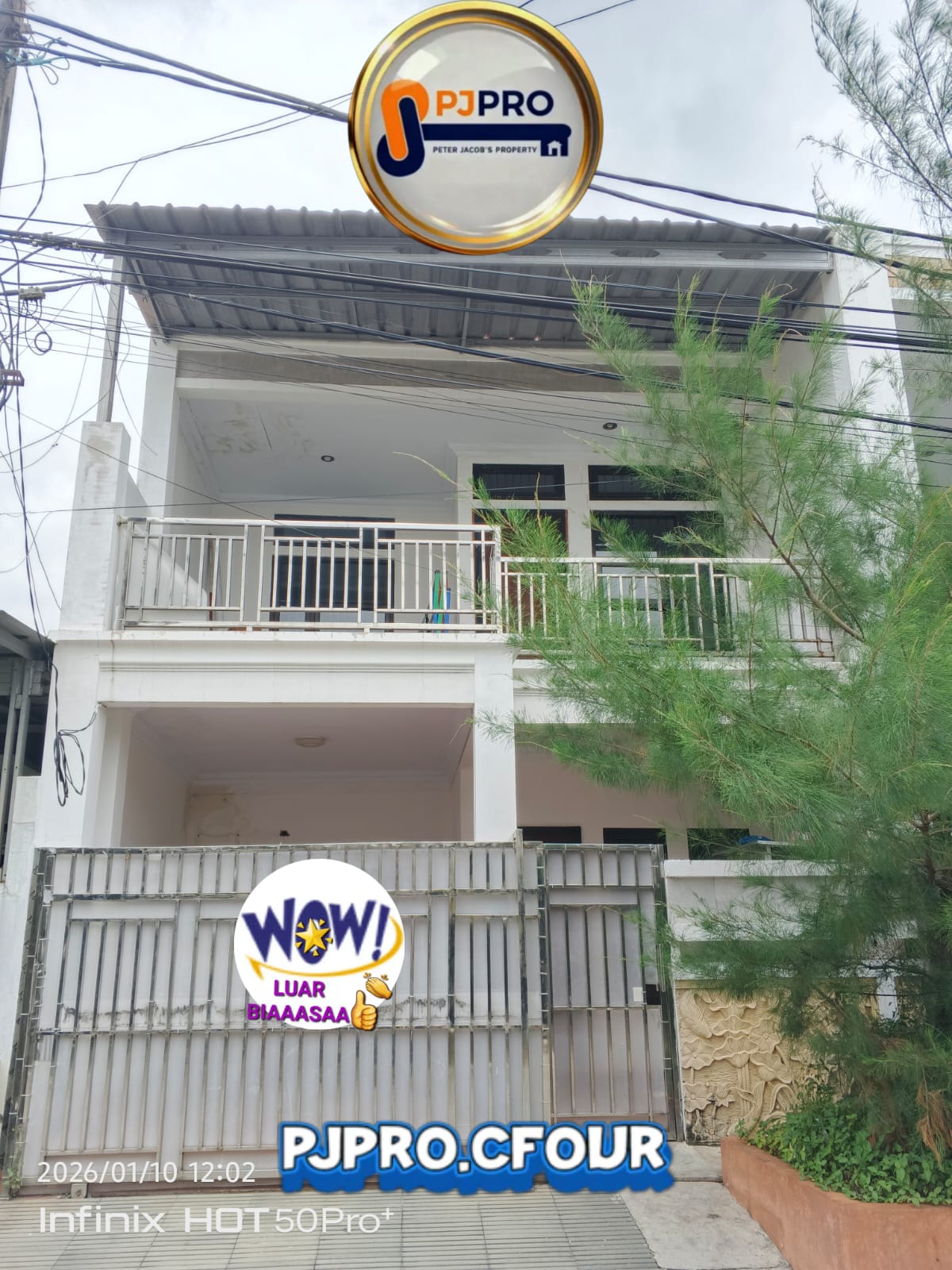 Dijual Rumah dengan Area Bebas Banjir di Taman Harapan Baru