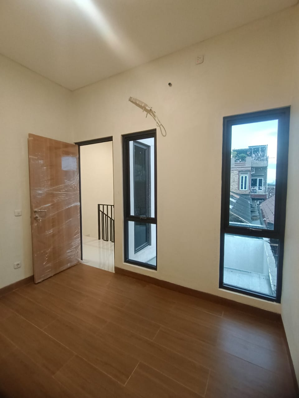 Rumah Modern 2 Lantai Ready Stock Cluster di Cimanggis Depok