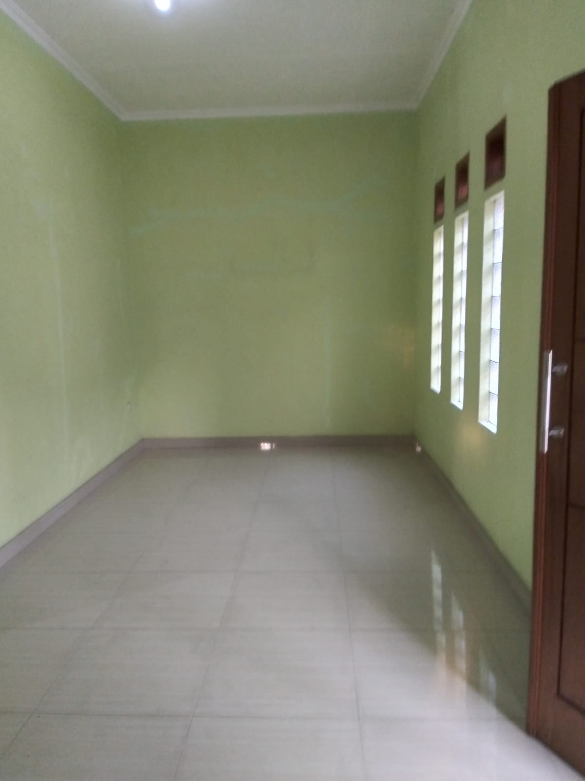 Rumah startegis dan Tanah 200 m2 dekat Grand Depok City