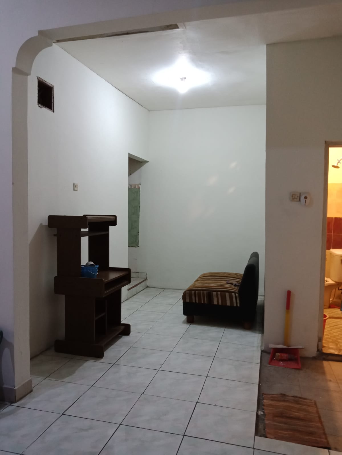 Rumah dan tanah 324 m2 non perumahan Dongkal Pekapuran