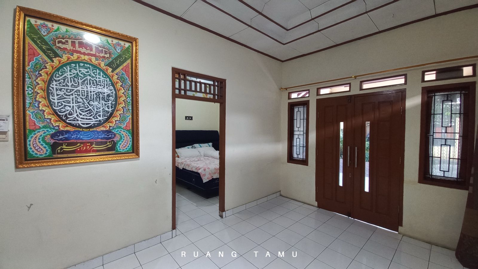 Rumah besar dan Tanah 542 m2 Jual Murah Pinggir Jalan Utama