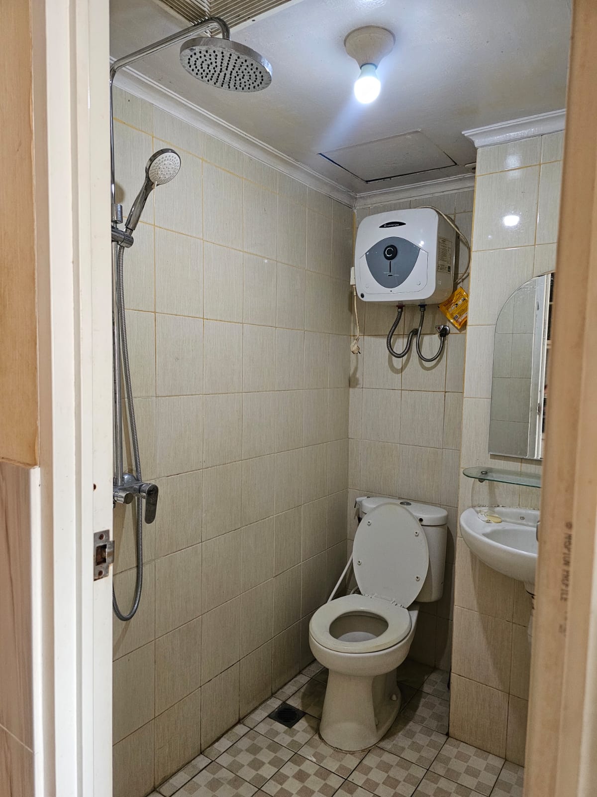 Dijual Cepat Murah Apartemen Puncak Permai, Darmo Permai - Surab