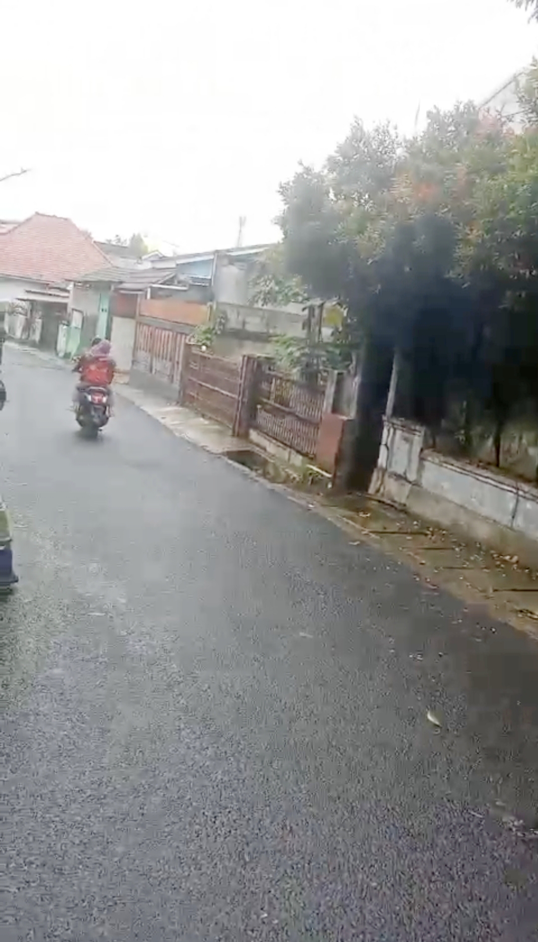 Jual Rumah Hitung Harga Tanah Layak Huni Strategis di Jagakarsa,