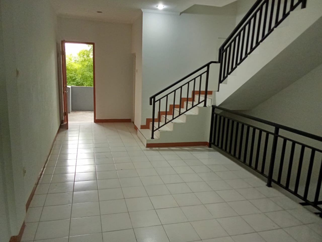 Dijual Ruko di Jl. Kebayoran Lama, Grogol Utara, Kebayoran Lama