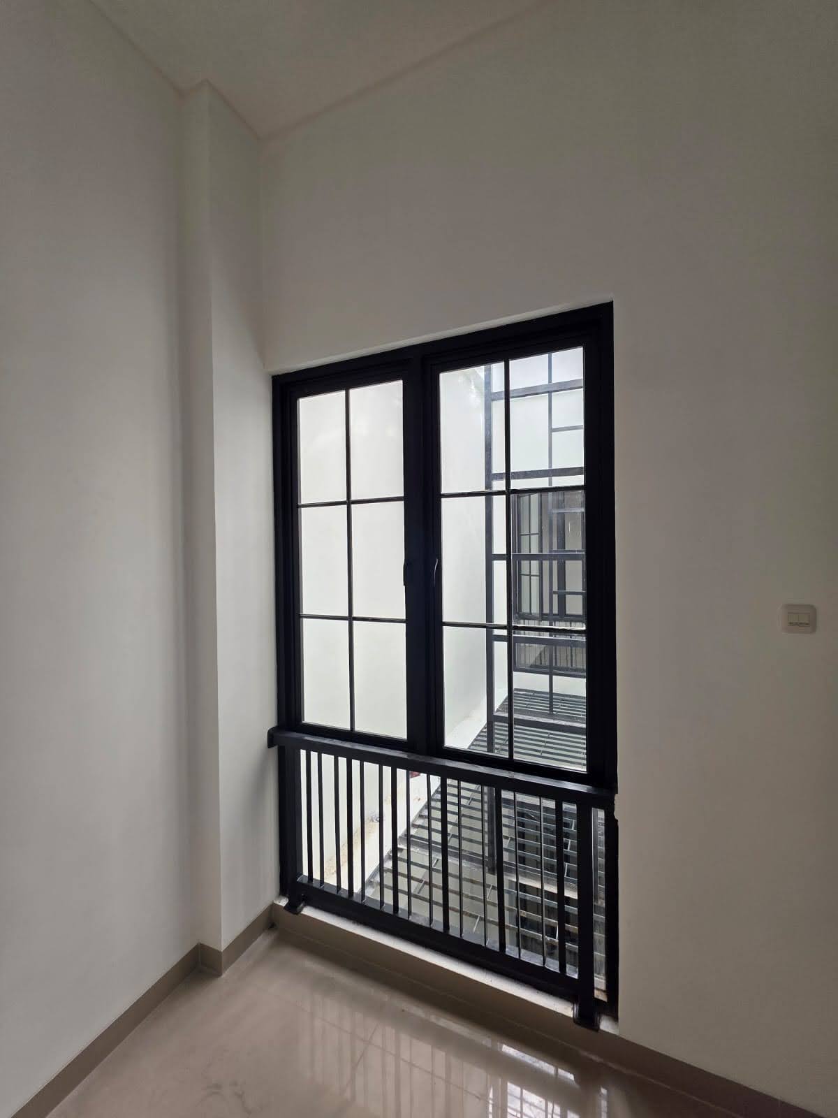 DISEWAKAN RUKO DARMO BARU BARAT, Surabaya 2 jejer, ruko 3 lt