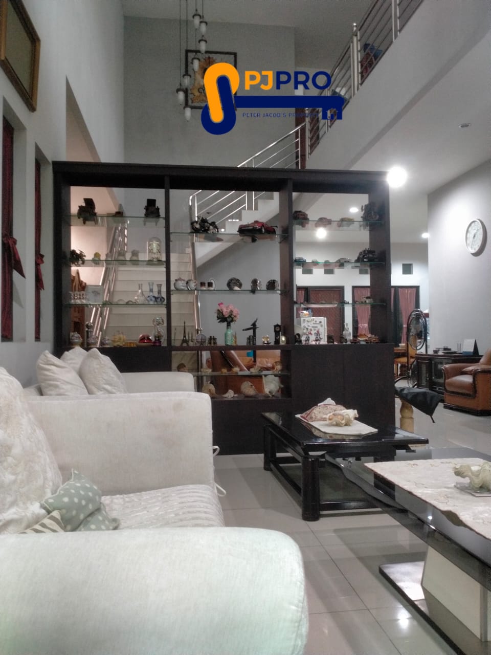 Dijual Rumah Bagus dan Luas di Cluster Harapan Indah Bekasi