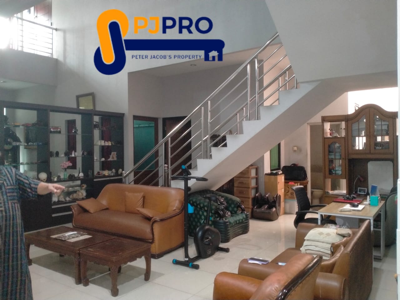 Dijual Rumah Bagus dan Luas di Cluster Harapan Indah Bekasi