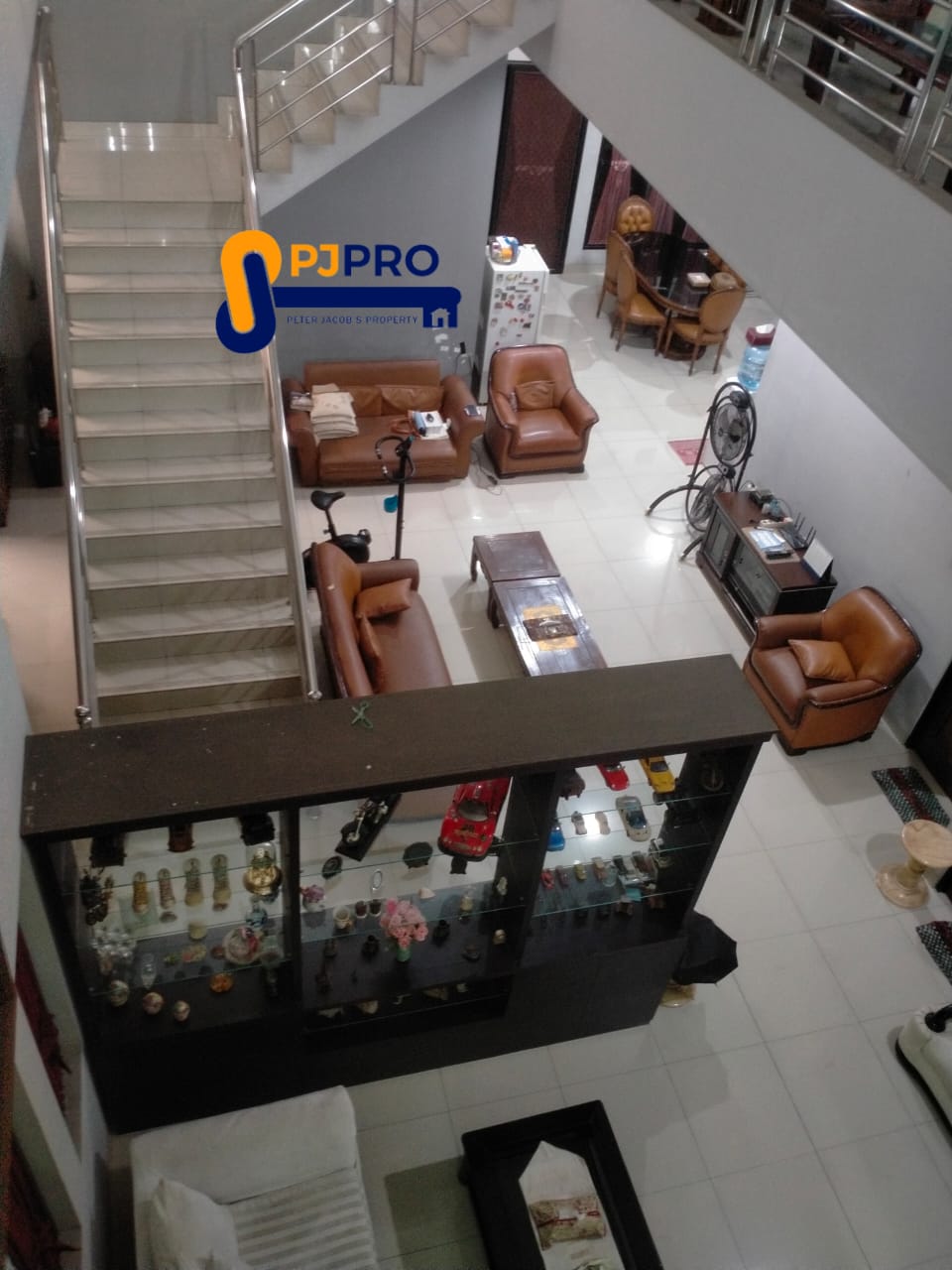 Dijual Rumah Bagus dan Luas di Cluster Harapan Indah Bekasi