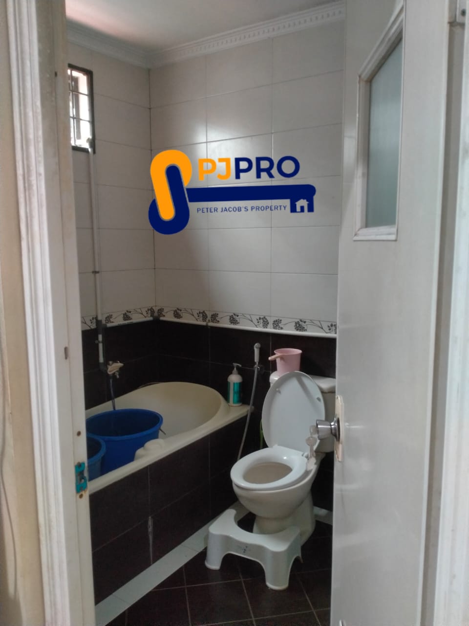 Dijual Rumah Bagus dan Luas di Cluster Harapan Indah Bekasi