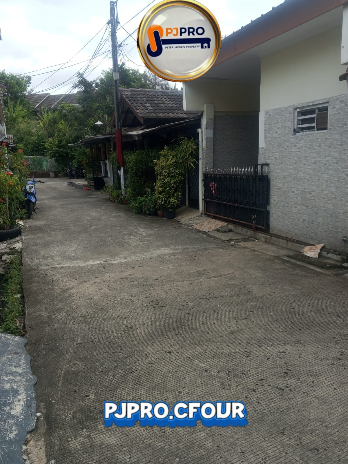 Dijual Rumah 2Lantai dengan Harga Murah di Pamulang Indah Tange