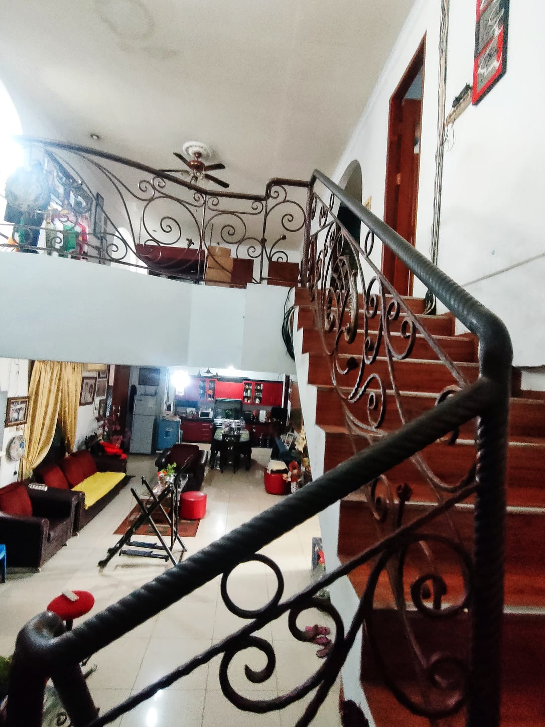 Jual rumah mewah komplek dengan Private Pool di Duren Sawit