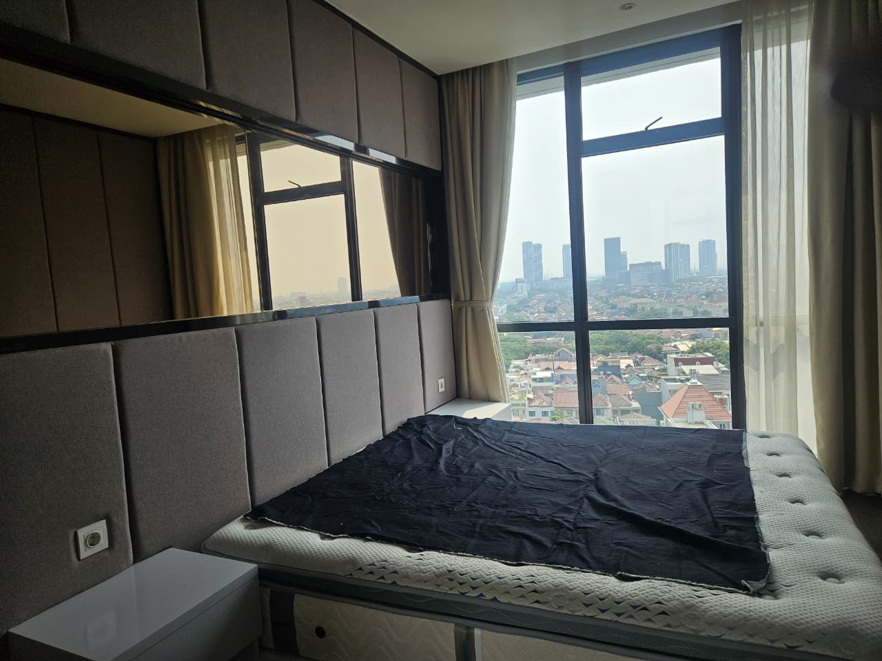 Dijual Apartemen Veranda Residence Puri, Jl.Pesanggrahan, JakBar
