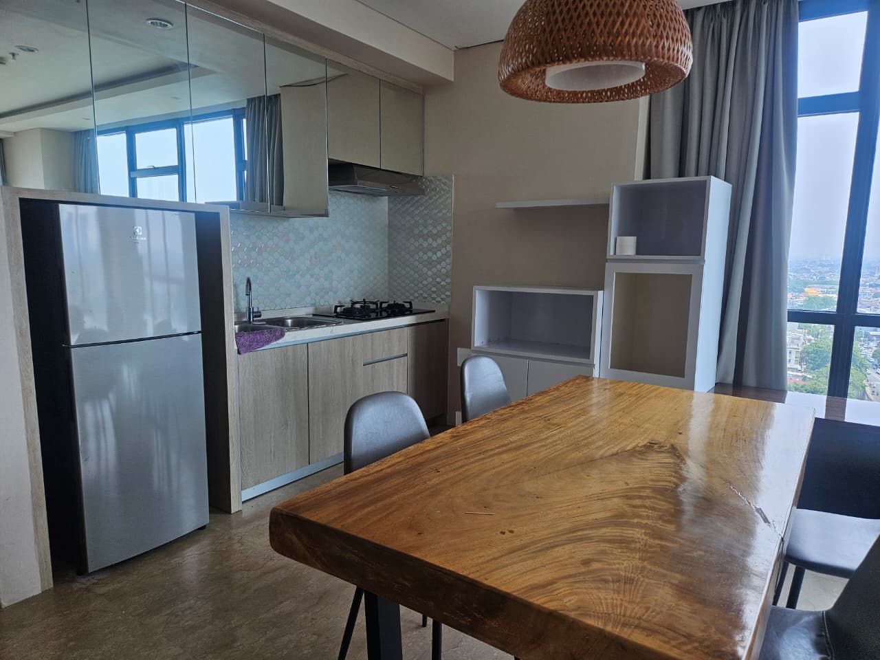 Dijual Apartemen Veranda Residence Puri, Jl.Pesanggrahan, JakBar