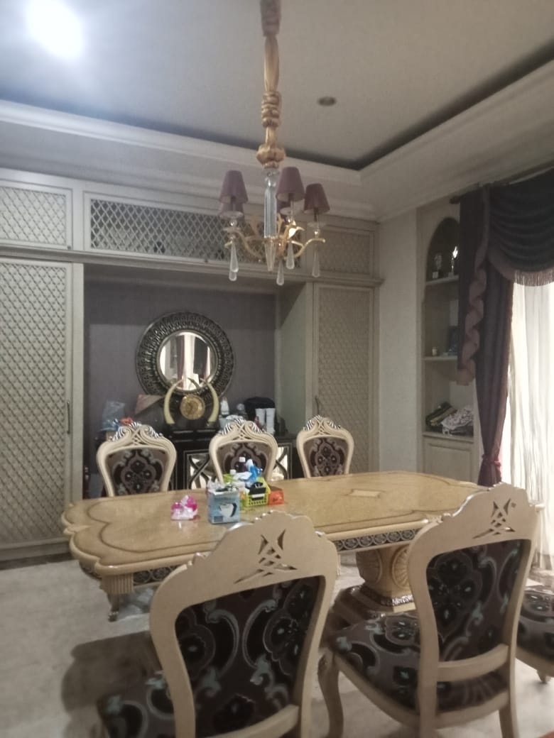 Jual rumah komplek Villa Pondok Indah, Kebayoran Lama Selatan, J