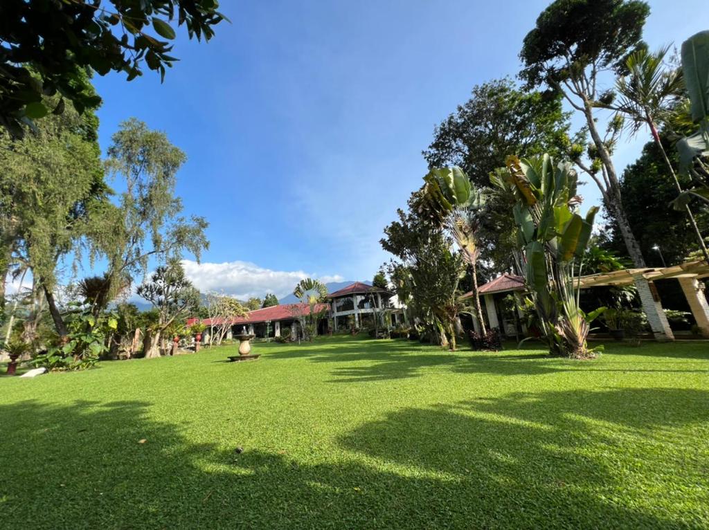 Dijual Cepat Villa di Jl.Gandamanah, Tugu Selatan, Kec. Cisarua