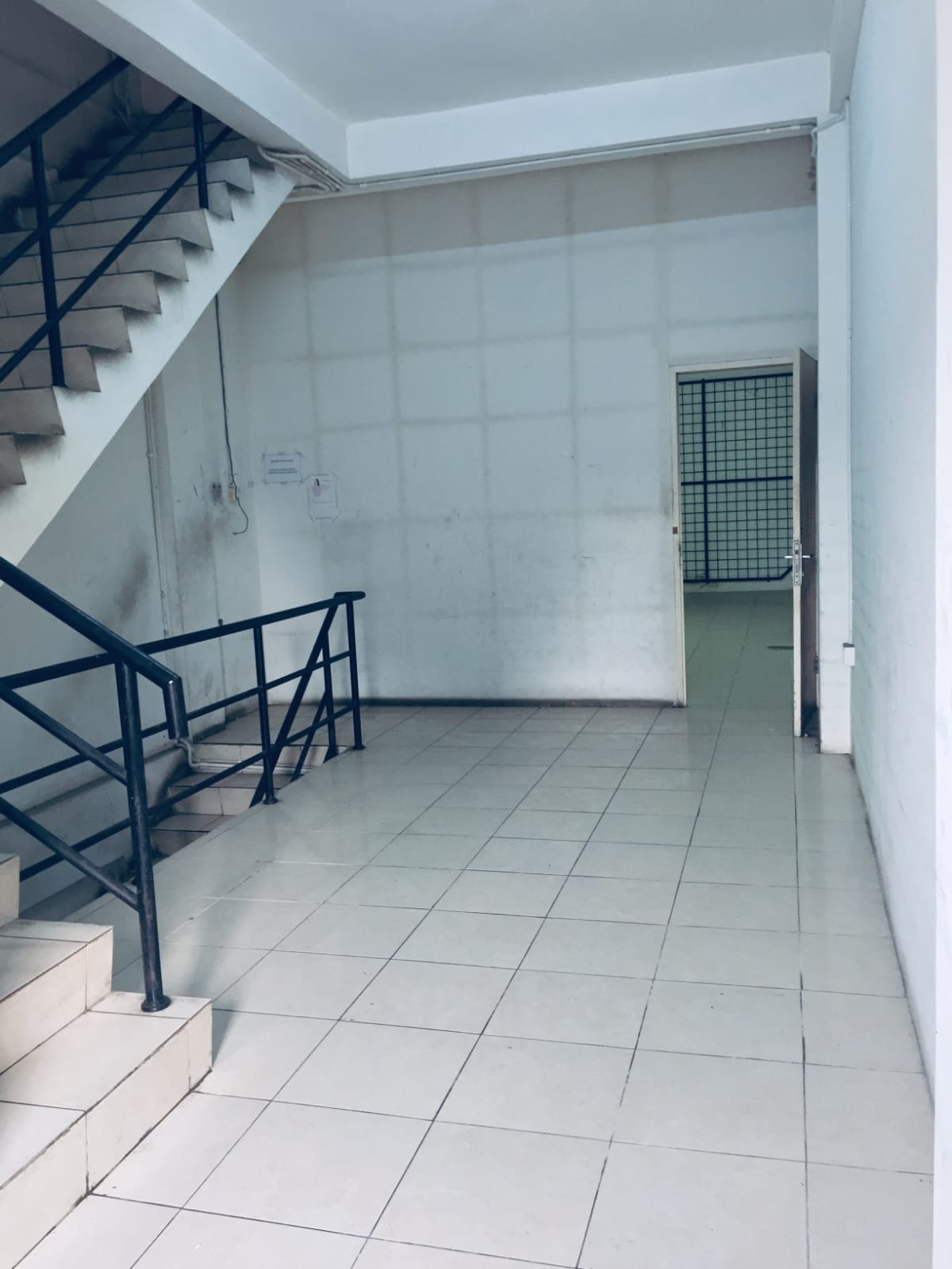 Jual ruko 4 lantai di Pos pengumben, Sukabumi Utara, Kebon Jeruk