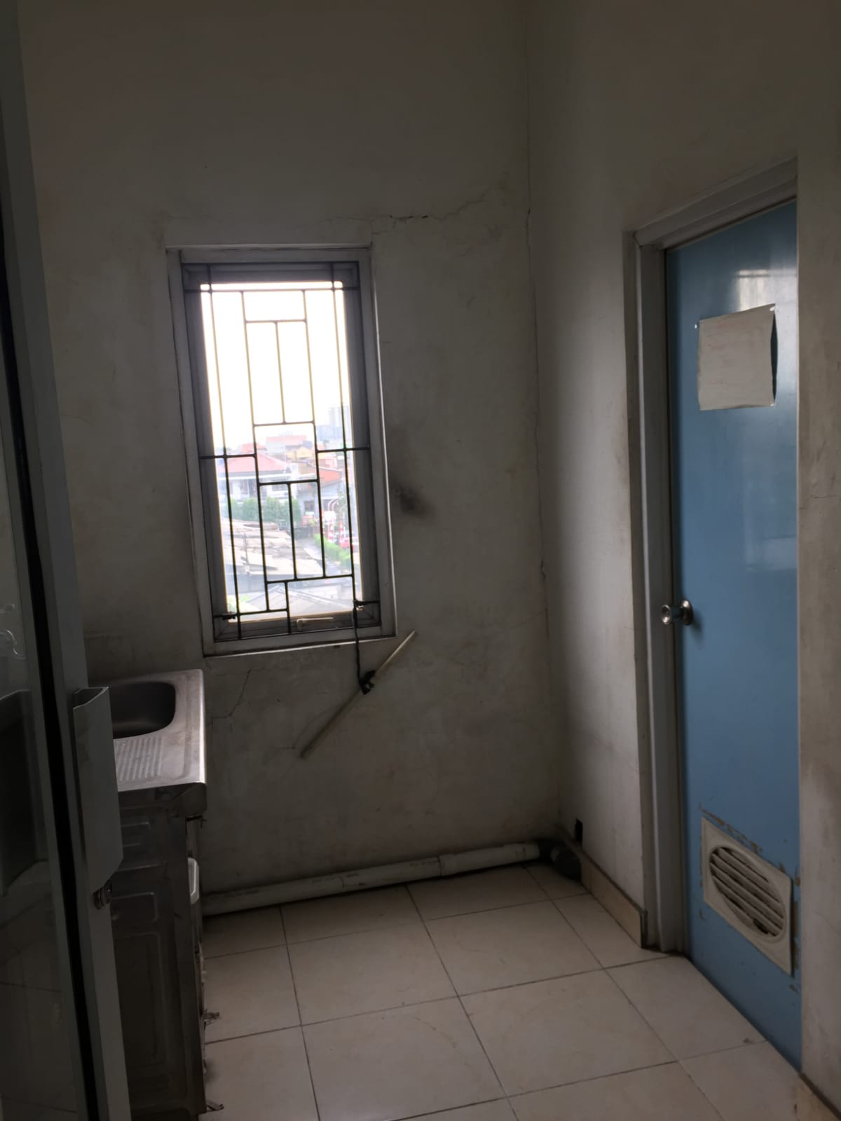 Jual ruko 4 lantai di Pos pengumben, Sukabumi Utara, Kebon Jeruk