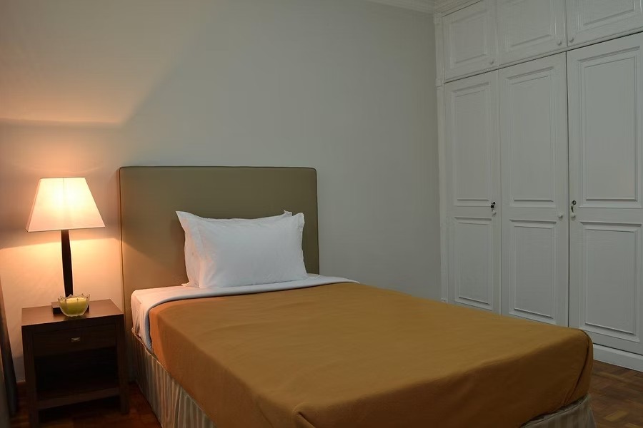 Jual rumah kost dan guest house luas mewah di Menteng, Jak Pus