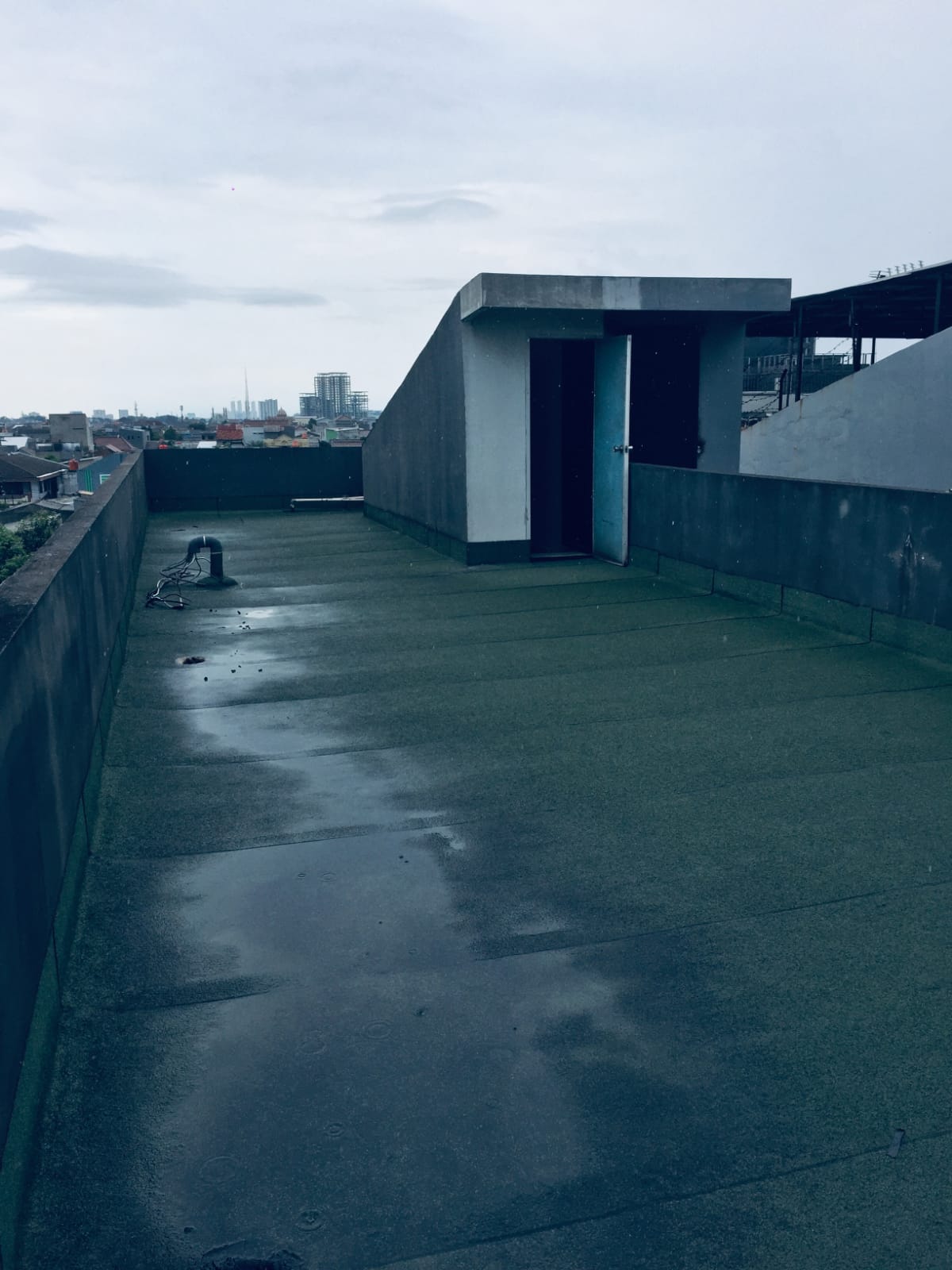 Jual ruko 4 lantai di Pos pengumben, Sukabumi Utara, Kebon Jeruk