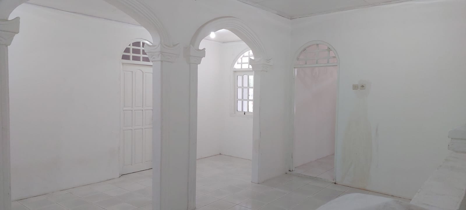 Disewakan Cepat Rumah dan Kantor di Ujung Harapan Bekasi