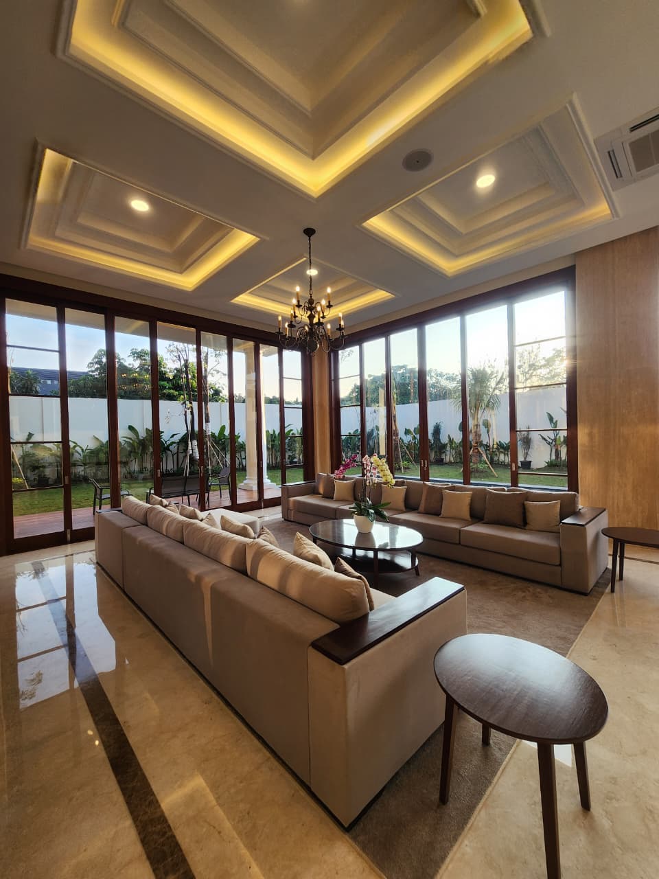 Dijual Rumah di Jl. Kemang Dalam, Kemang, Jakarta Selatan
