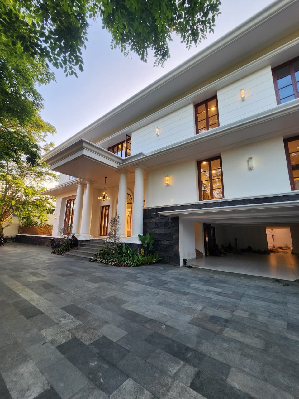 Dijual Rumah di Jl. Kemang Dalam, Kemang, Jakarta Selatan