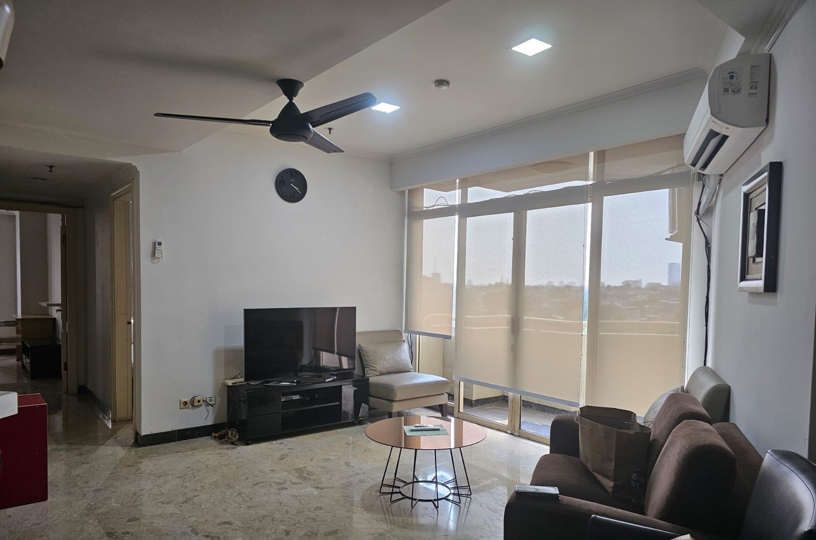 Jual apartemen siap huni dan strategis di Apartemen Slipi,Jakbar