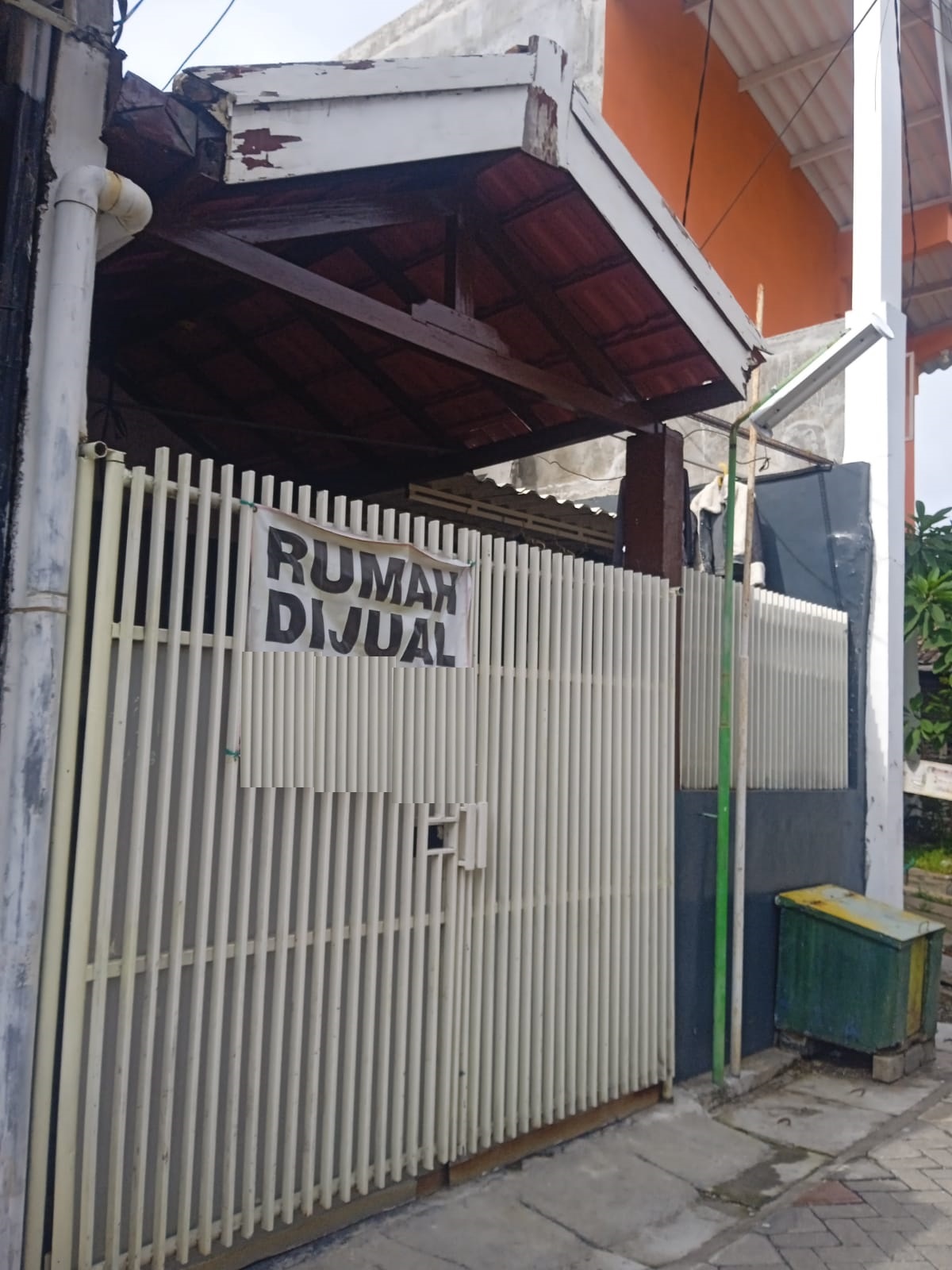 rumah dijual jalan donowati surabaya