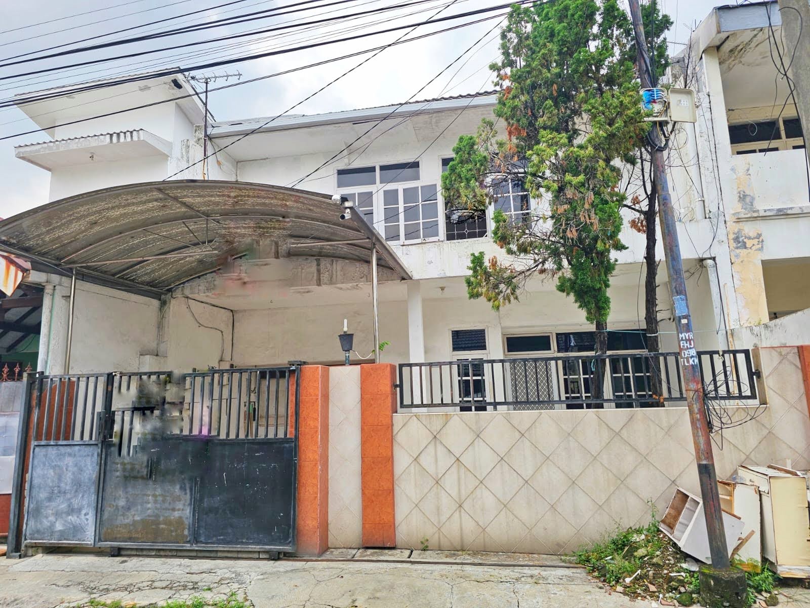 Jual Cepat, murah, butuh renov Rumah Nginden Intan Timur