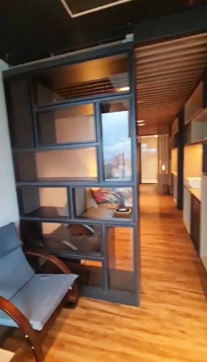 *Jual RUGI OFFICE TOWER CIPUTRA WORLD Lantai 22 Furnish Ciamik