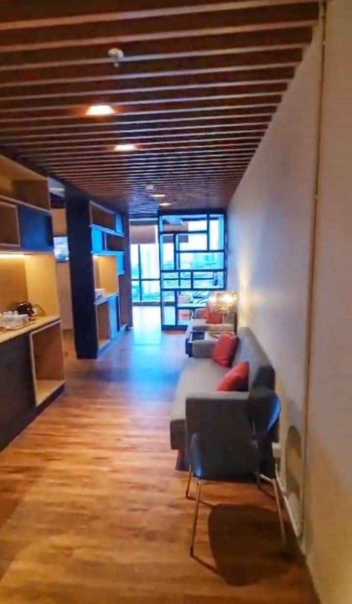 *Jual RUGI OFFICE TOWER CIPUTRA WORLD Lantai 22 Furnish Ciamik