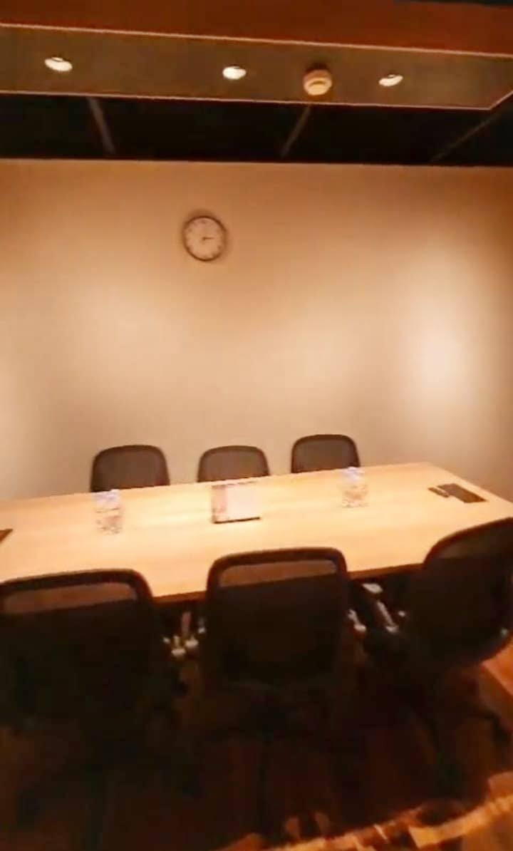 *Jual RUGI OFFICE TOWER CIPUTRA WORLD Lantai 22 Furnish Ciamik