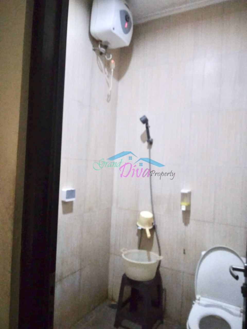 RUMAH DIJUAL 1 LANTAI DI PERUMAHAN GREEN VIEW BEKASI