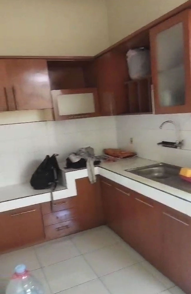 Rumah 3 Kamar Tidur 2 Kamar Mandi Carport di Antapani Bandung