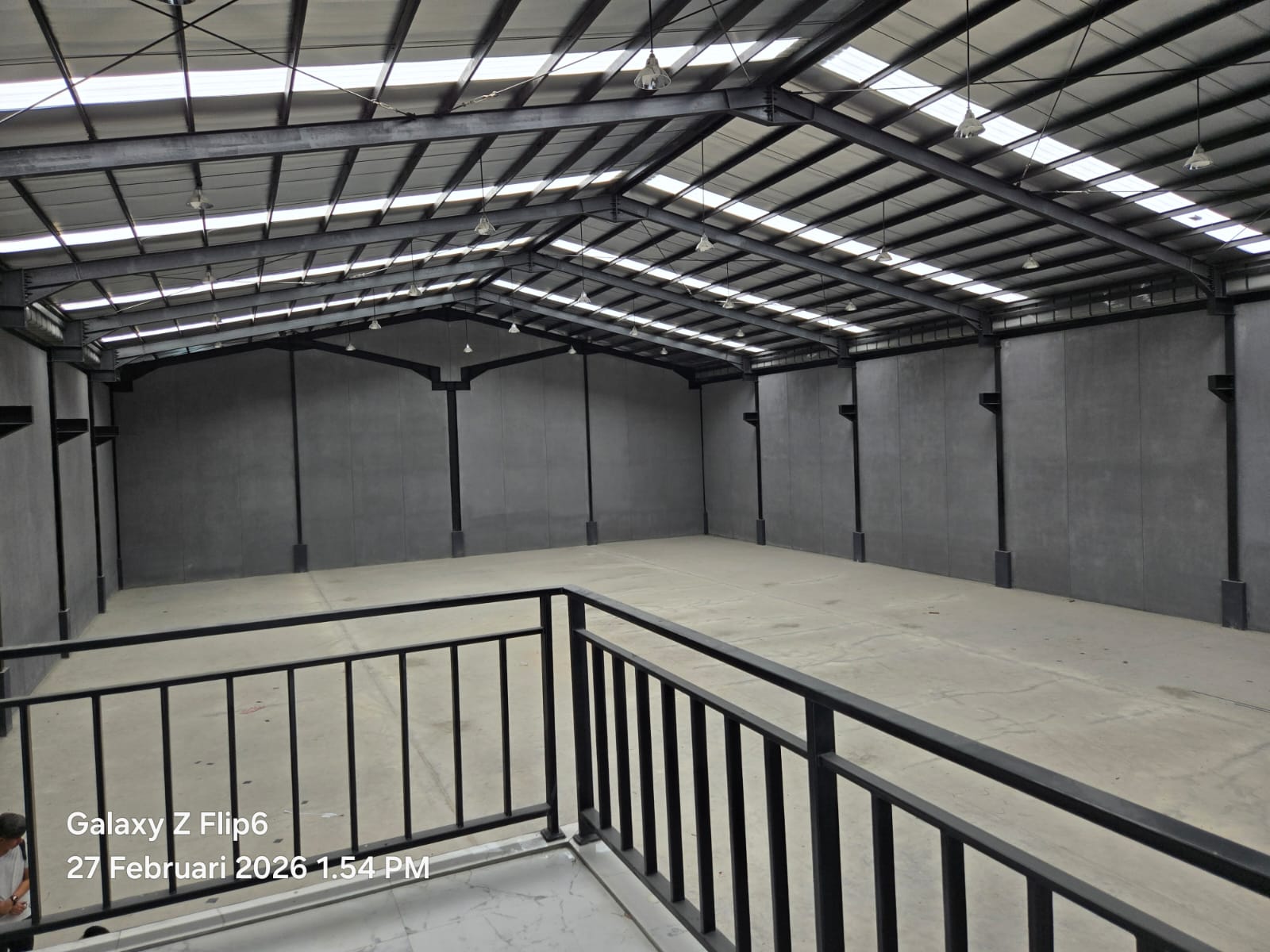 Dijual Gudang Sehati Industrial Park di Jl.Raya Pilang, Ketimang