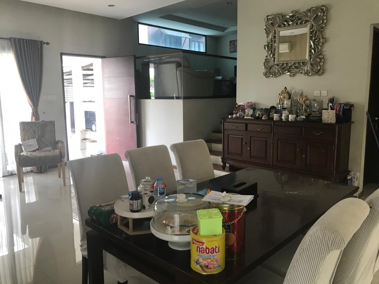Jual rumah modern dan posisi hook di TerasBintaroB7,Pesanggrahan