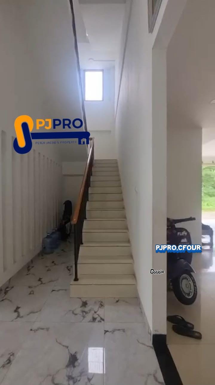 Dijual Ruko Posisi Hook Bagus Strategis di Mega Boulevard Bekasi