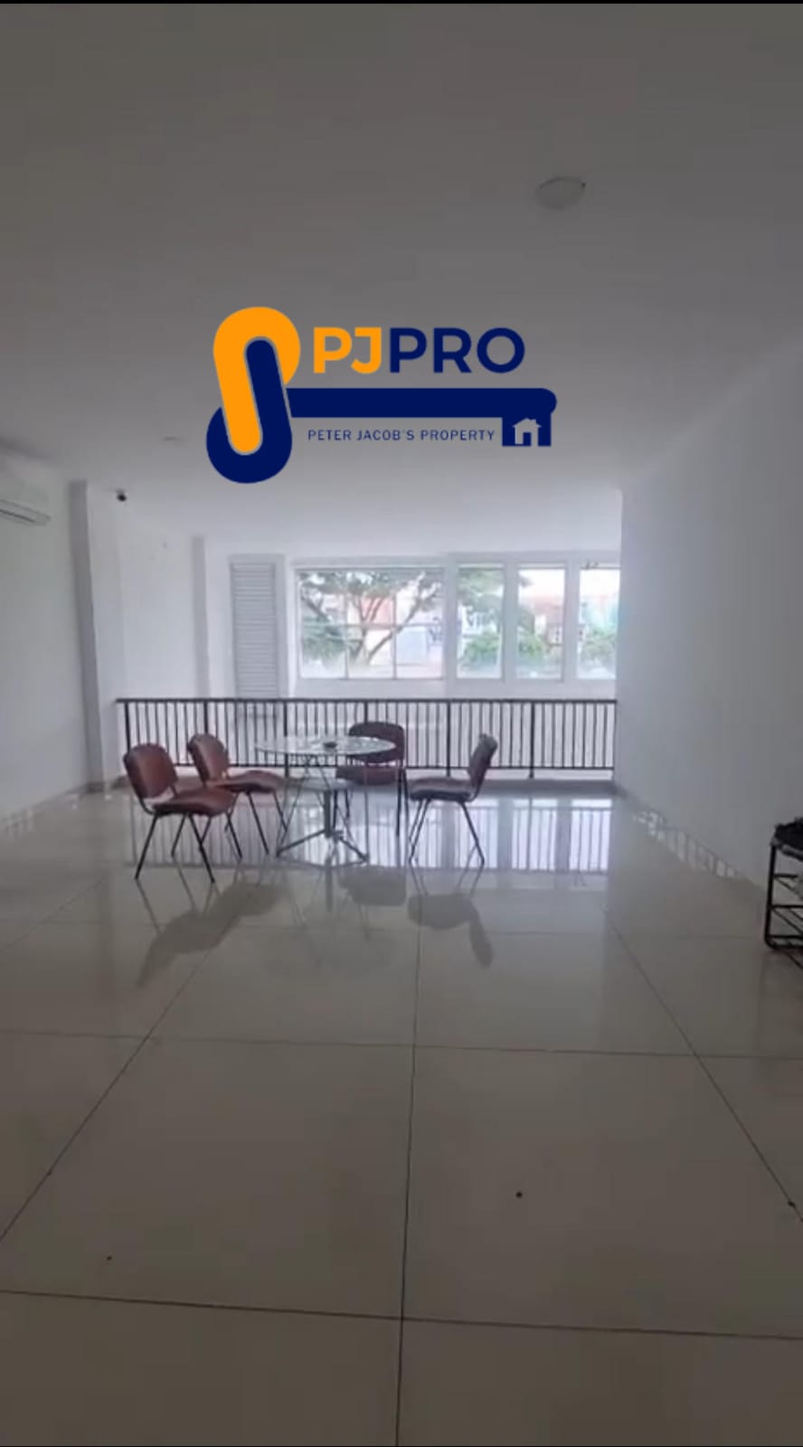 Dijual Ruko Posisi Hook Bagus Strategis di Mega Boulevard Bekasi