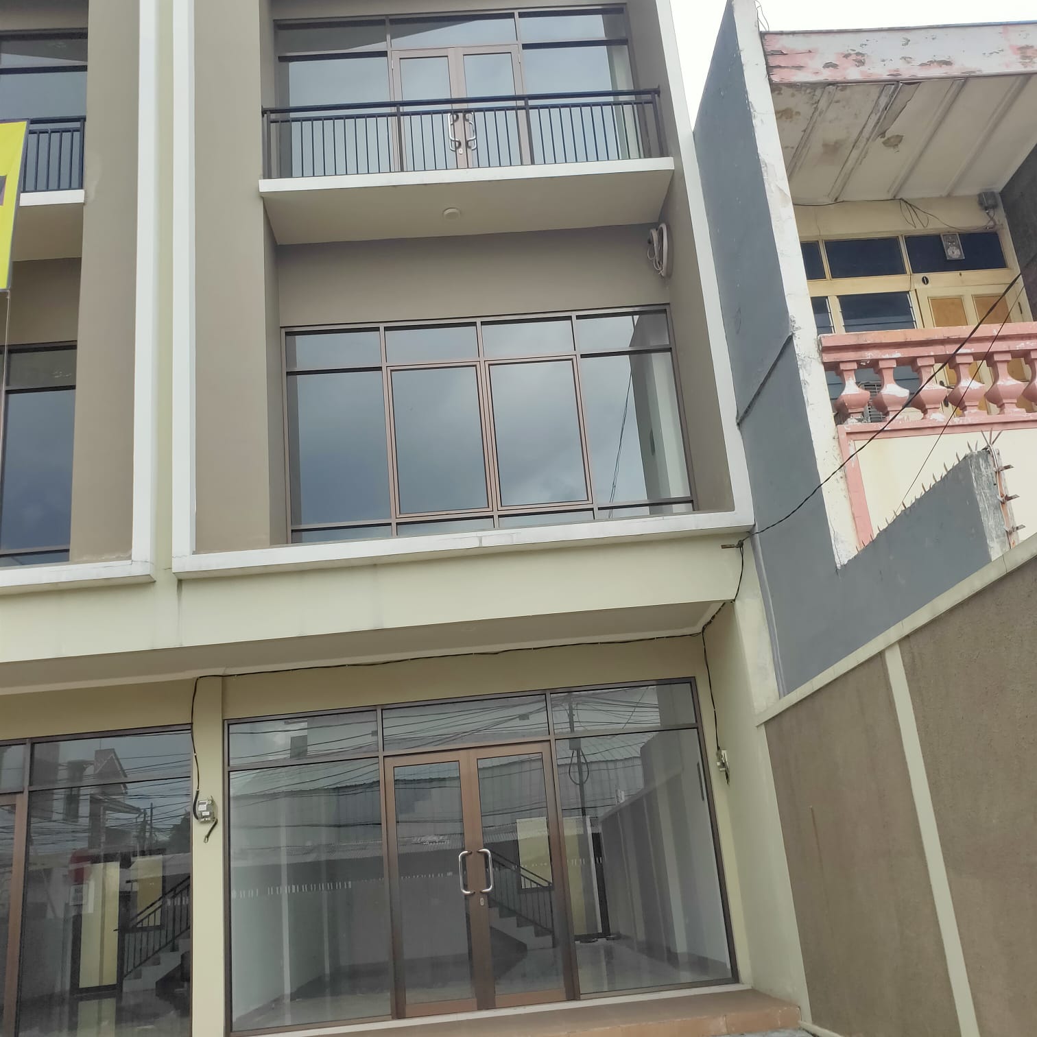 Jual ruko 3 unit gandeng di Jatinegara, Rawa Bunga, Jak Tim