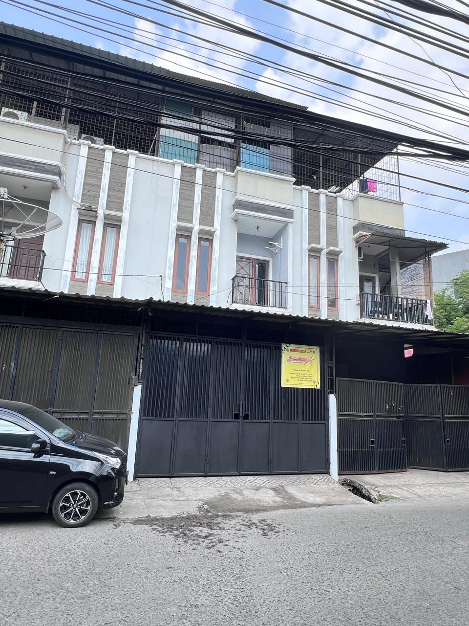 Jual ruko pinggir jalan raya dan ramai di Indraloka Raya, Grogol